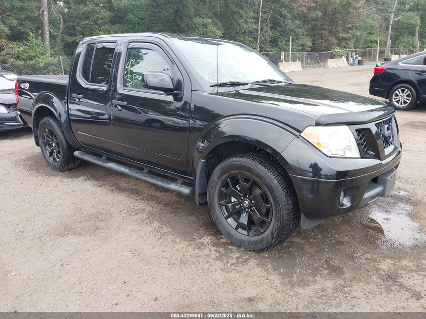 NISSAN FRONTIER SV 4X4