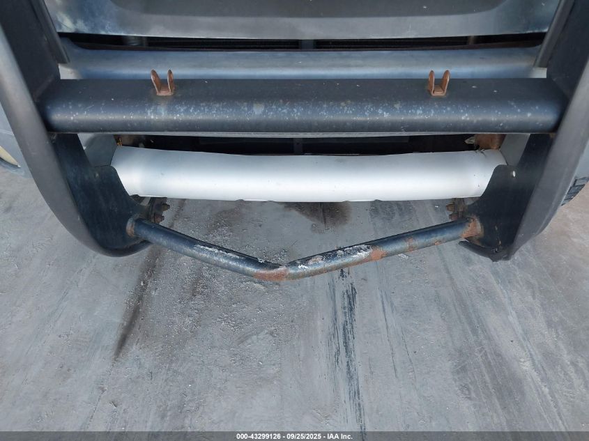 2004 Nissan Xterra Xe VIN: 5N1ED28T94C608264 Lot: 43299126