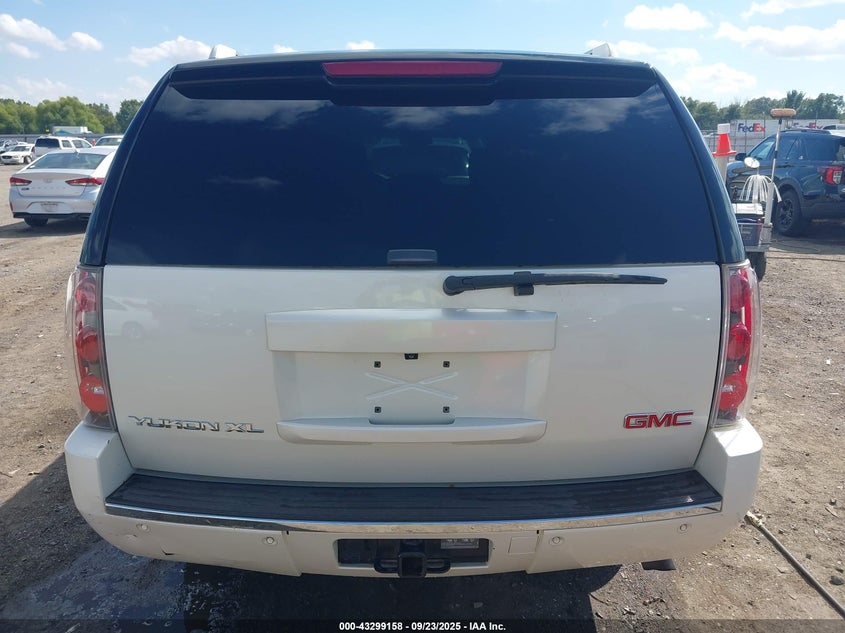 2014 GMC YUKON XL 1500 DENALI 1GKS2MEF2ER207309