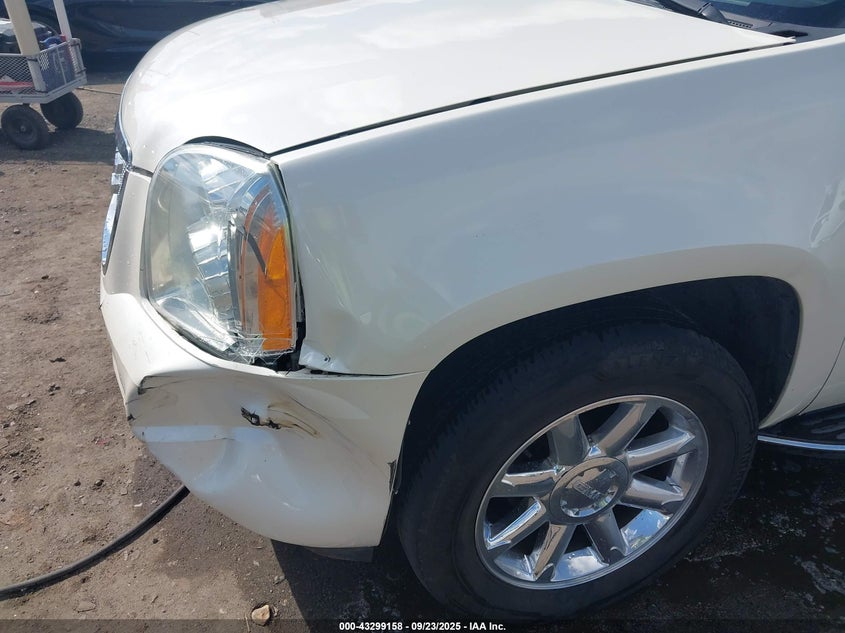 2014 GMC YUKON XL 1500 DENALI 1GKS2MEF2ER207309