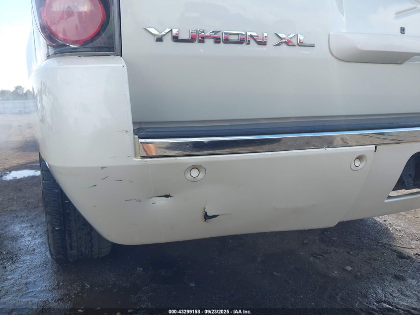 2014 GMC YUKON XL 1500 DENALI 1GKS2MEF2ER207309