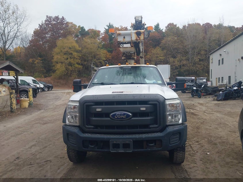 2015 Ford F-450 Chassis Xl VIN: 1FDUF4HY5FEA99892 Lot: 43299161