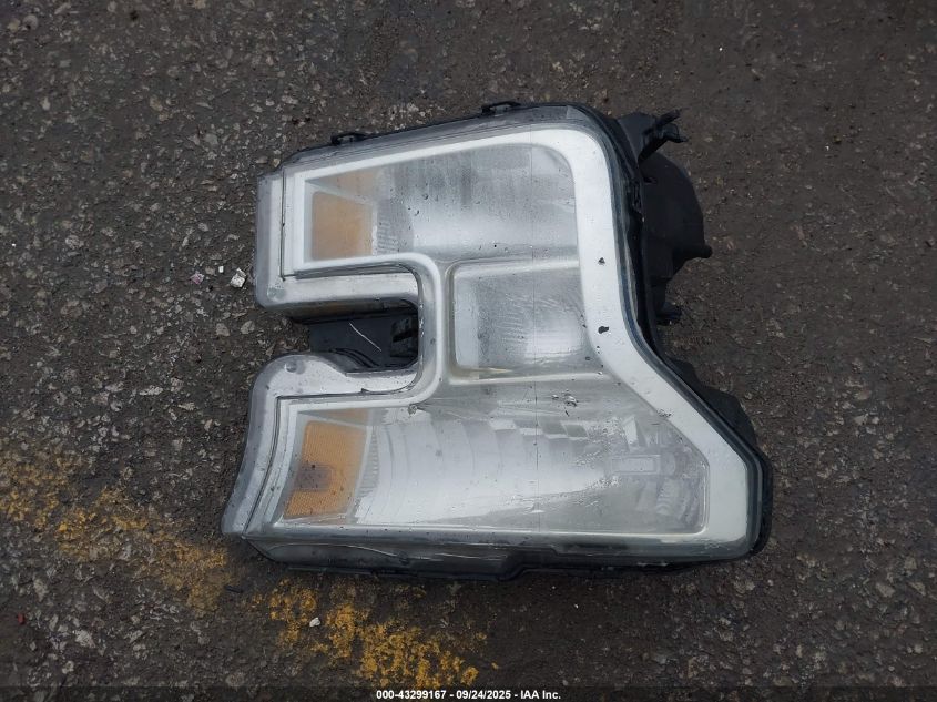 2016 Ford F-150 Lariat VIN: 1FTEW1EF3GKF49679 Lot: 43299167