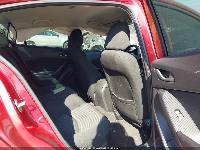 2016 MAZDA MAZDA3 I SPORT - JM1BM1U75G1308375