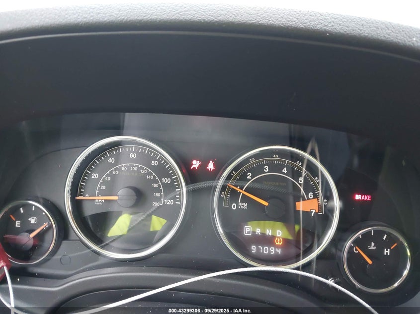 2015 JEEP COMPASS LATITUDE - 1C4NJDEB1FD324581