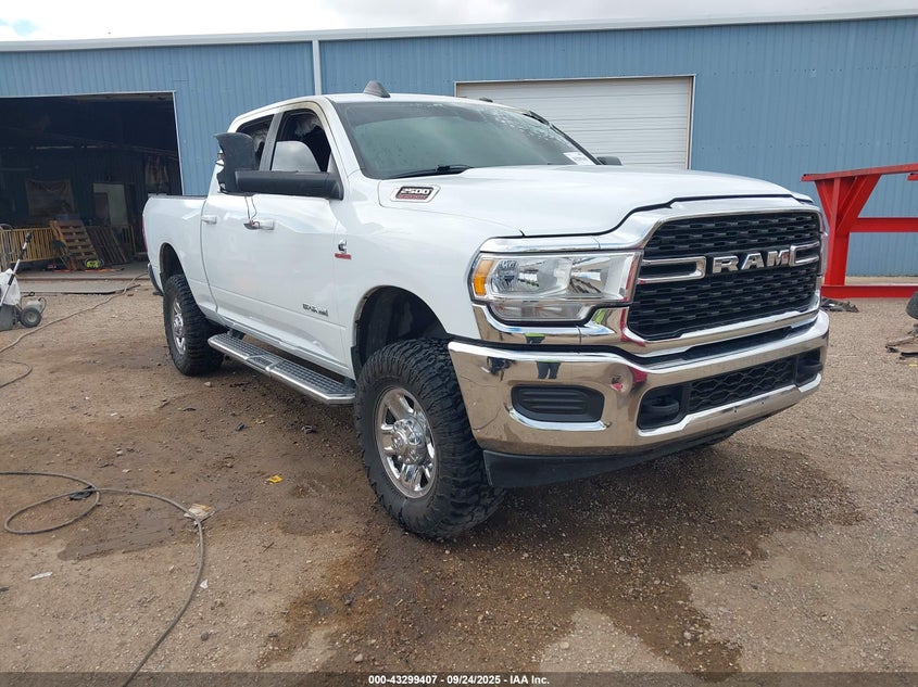 RAM 2500 BIG HORN 4X4 6 4 BOX