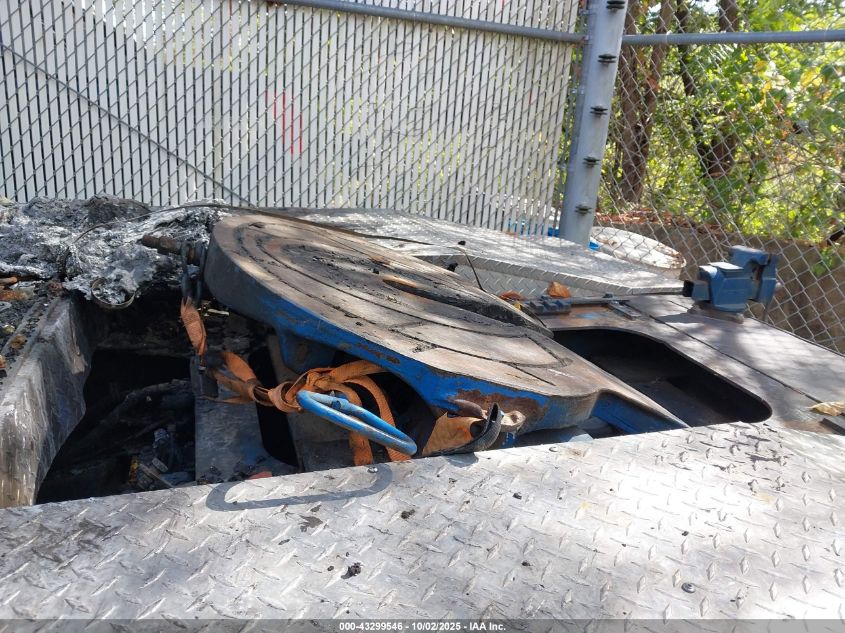 2000 Volvo Vn VIN: 4V4ND2RHXYN238293 Lot: 43299546