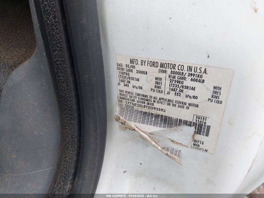 2000 Ford F-250 Lariat/Xl/Xlt VIN: 1FTNF20L8YED93593 Lot: 43299575