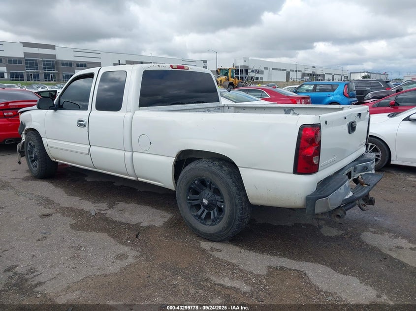 2GCEC19TX41117000 2004 CHEVROLET SILVERADO photo no. 3