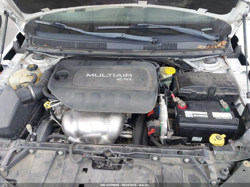 2015 Chrysler 200 C VIN: 1C3CCCCBXFN629185 Lot: 43299806