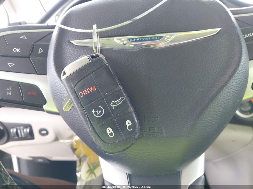 2015 Chrysler 200 C VIN: 1C3CCCCBXFN629185 Lot: 43299806