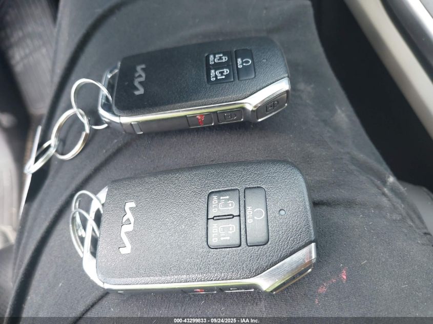 2024 Kia Carnival Mpv Lx Seat Package VIN: KNDNB4H30R6364547 Lot: 43299833