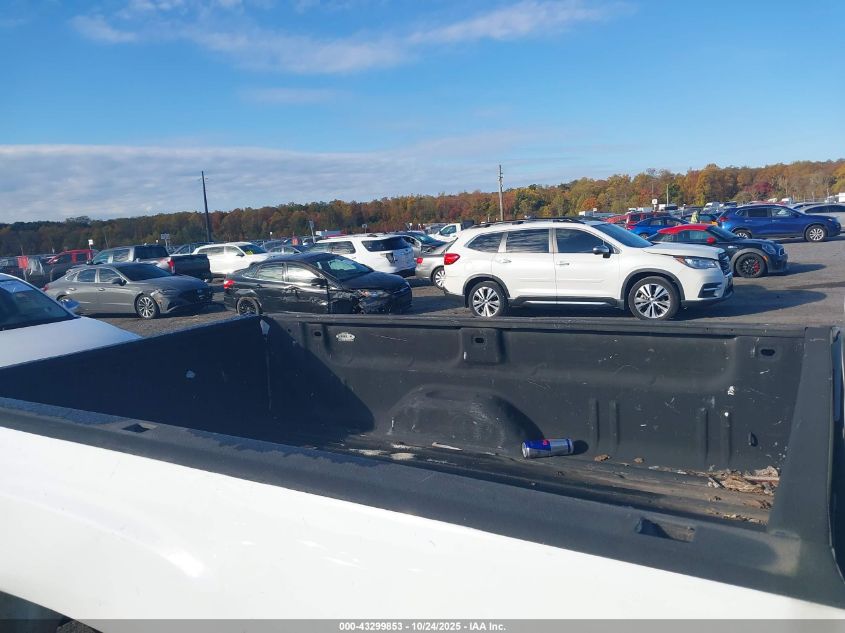 2007 GMC Sierra 1500 Work Truck VIN: 1GTEC14CX7E594438 Lot: 43299853