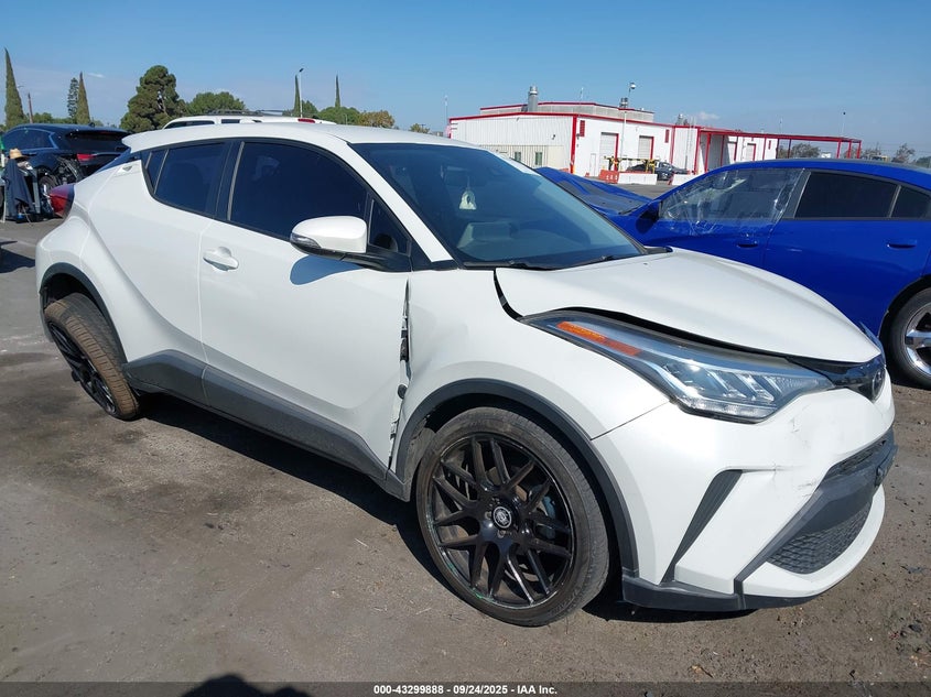 TOYOTA C-HR LE