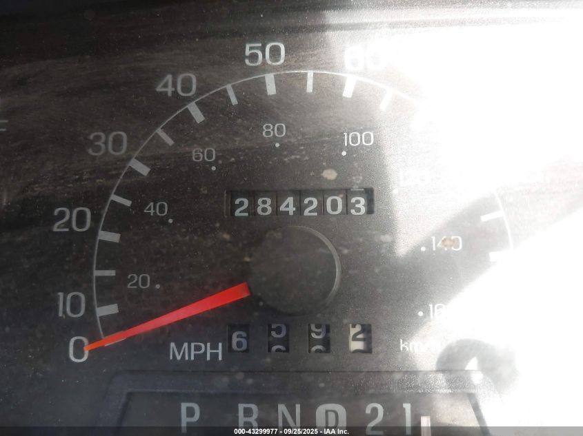 1999 Ford F-250 Lariat/Xl/Xlt VIN: 1FTNF21L4XEA47330 Lot: 43299977