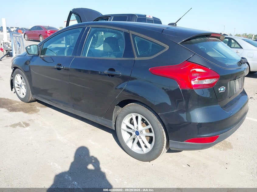 2015 FORD FOCUS SE - 1FADP3K29FL343738