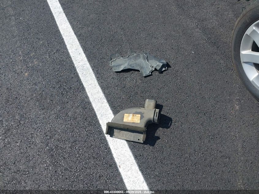 2011 Nissan Sentra 2.0Sr VIN: 3N1AB6AP9BL640018 Lot: 43300053