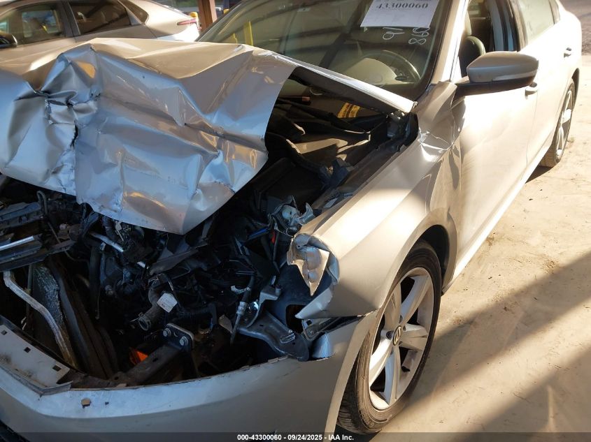 2013 Volkswagen Passat 2.5L Se VIN: 1VWBP7A38DC071860 Lot: 43300060