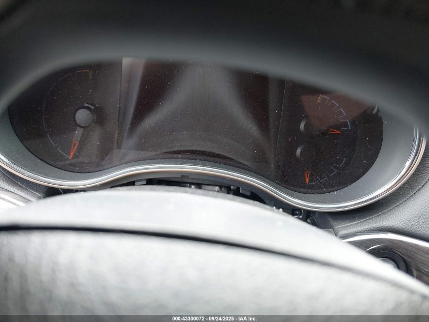 2017 Jeep Grand Cherokee Overland 4X4 VIN: 1C4RJFCG2HC942478 Lot: 43300072