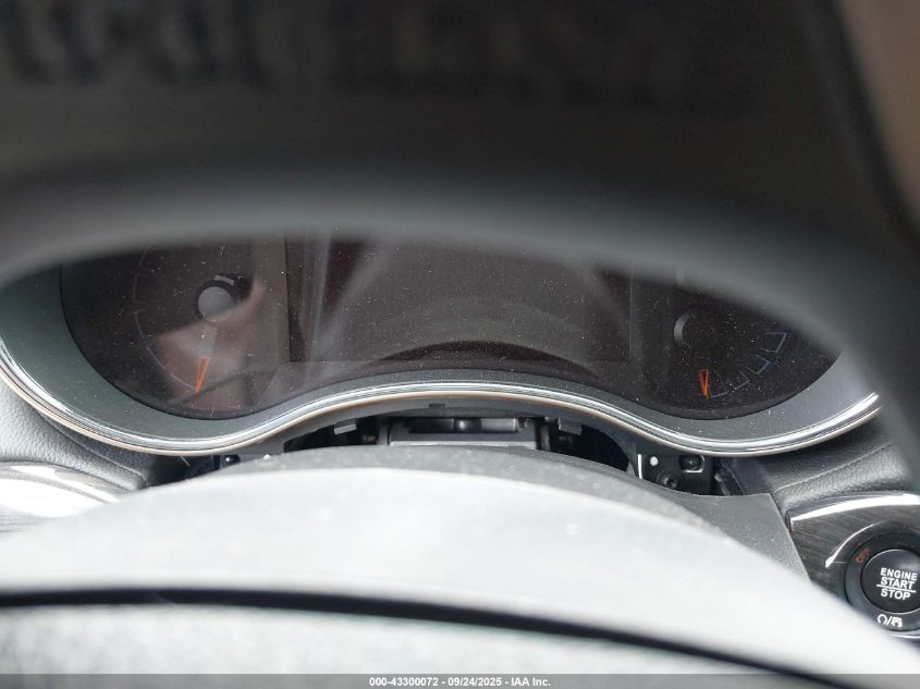 2017 Jeep Grand Cherokee Overland 4X4 VIN: 1C4RJFCG2HC942478 Lot: 43300072