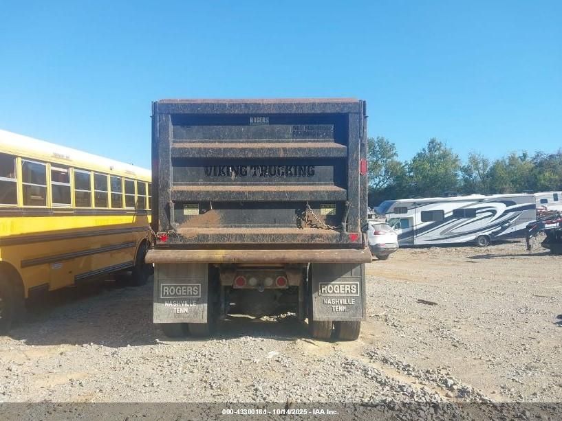 2020 Volvo VHD - 4V5KG9EH3LN219940