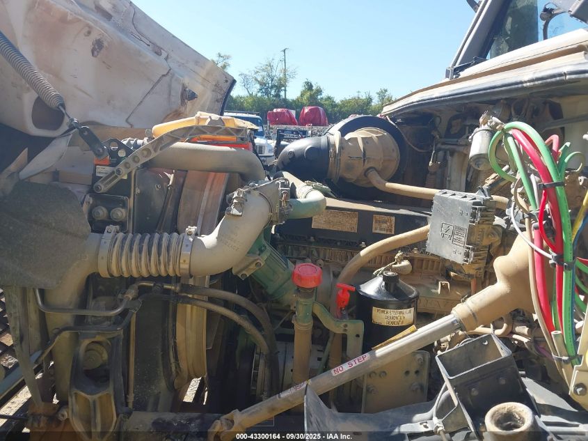 2020 Volvo VHD - 4V5KG9EH3LN219940