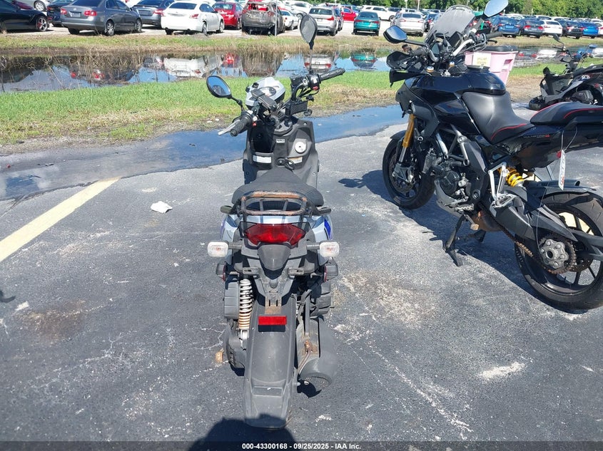 2018 YAMAHA YW50 FX - RKRSA51A9JA006619