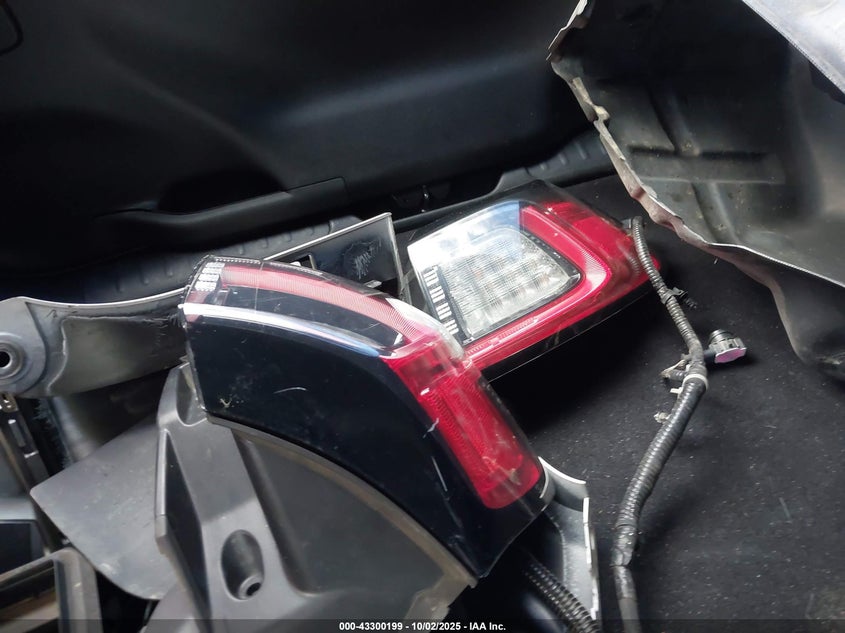 2019 JEEP CHEROKEE TRAILHAWK ELITE 4X4 1C4PJMBX5KD216306