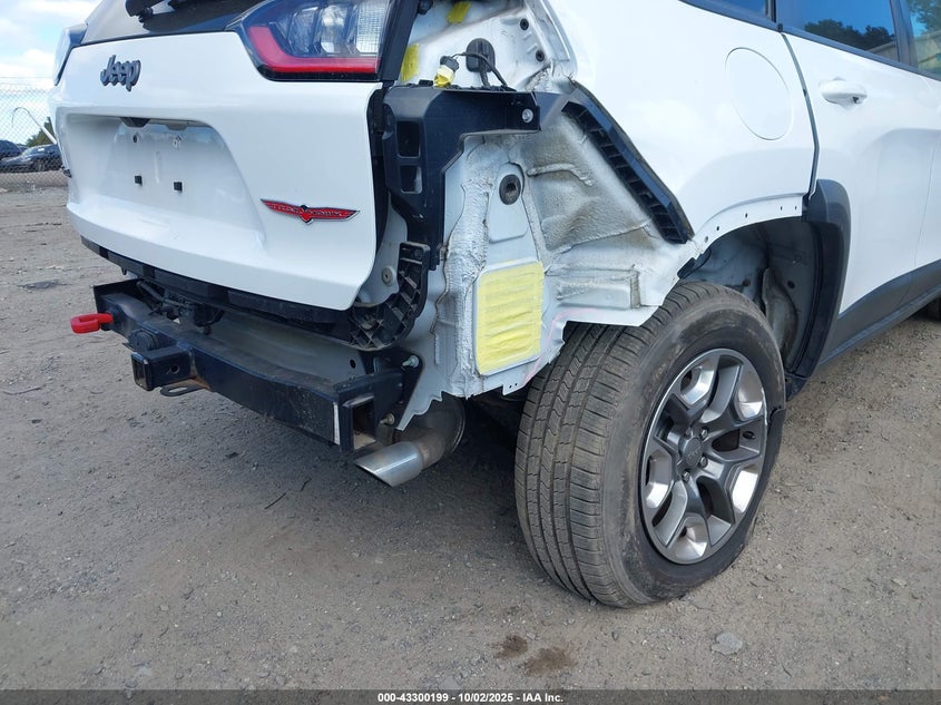 2019 JEEP CHEROKEE TRAILHAWK ELITE 4X4 1C4PJMBX5KD216306