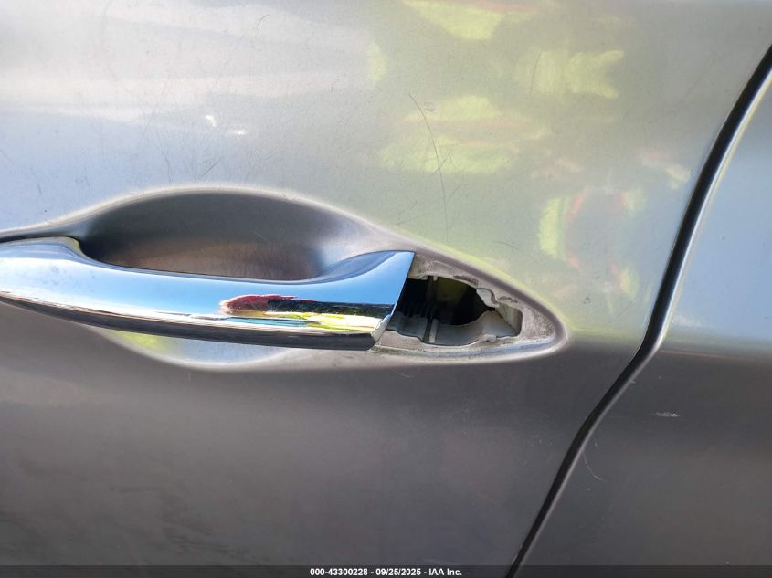 2015 Hyundai Elantra Limited VIN: 5NPDH4AE4FH551264 Lot: 43300228