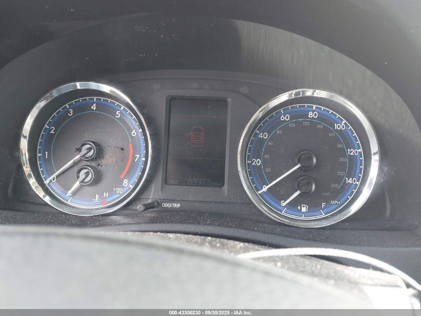 2018 Toyota Corolla Le VIN: 2T1BURHE2JC115000 Lot: 43300230