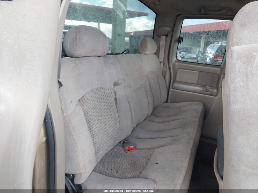 2GCEC19T211172617 2001 CHEVROLET SILVERADO photo no. 8