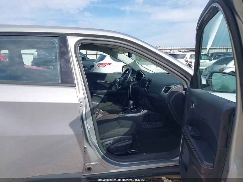 2020 JEEP COMPASS SPORT 4X4 - 3C4NJDAB4LT256661