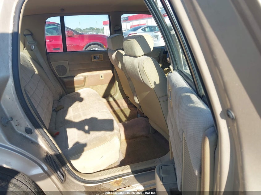 1992 Dodge Spirit VIN: 3B3XA4638NT238159 Lot: 43300458