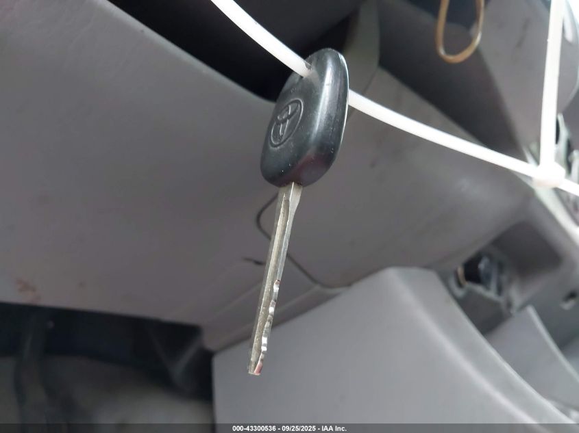 2010 Toyota Tacoma Base V6 VIN: 5TEUU4EN1AZ679862 Lot: 43300536