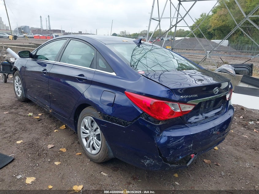 5NPEB4AC7BH160656 2011 HYUNDAI SONATA photo no. 3