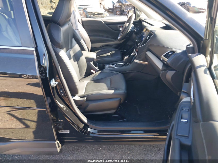 2023 SUBARU FORESTER LIMITED - JF2SKAPC3PH515239