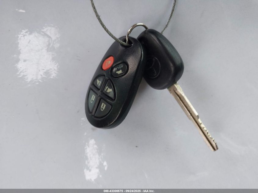 2005 Toyota Sienna Xle Limited VIN: 5TDZA22C15S281382 Lot: 43300575