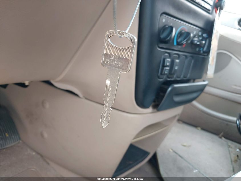 1998 Ford Windstar Gl/Limited/Lx VIN: 2FMZA5146WBD71833 Lot: 43300589