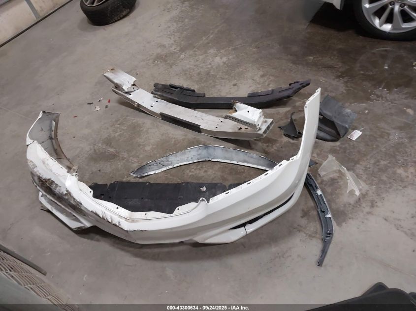 2018 Acura Ilx Premium Package/Technology Plus Package VIN: 19UDE2F7XJA000832 Lot: 43300634