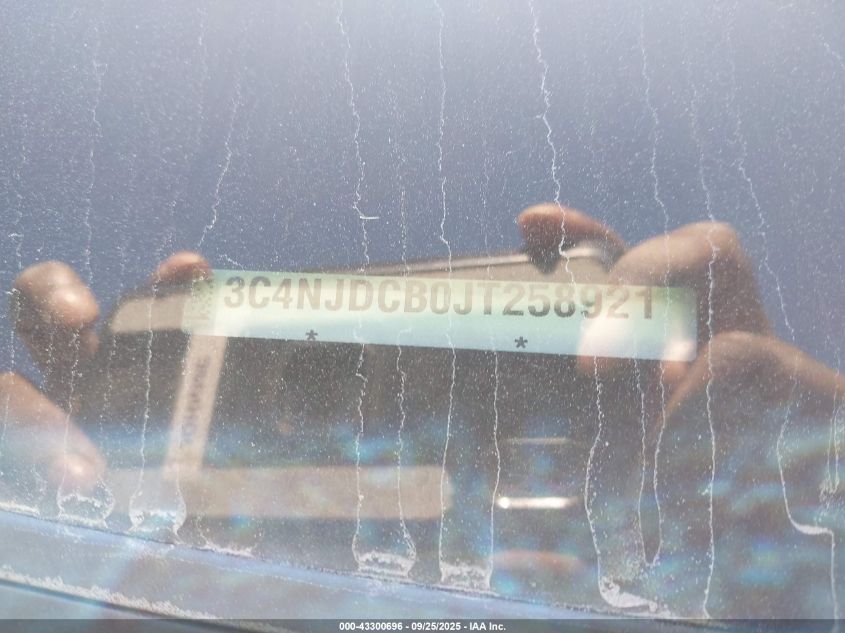 2018 Jeep Compass Limited 4X4 VIN: 3C4NJDCB0JT258921 Lot: 43300696