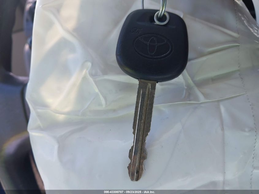 2008 Toyota Corolla Le VIN: 1NXBR32E98Z049996 Lot: 43300707