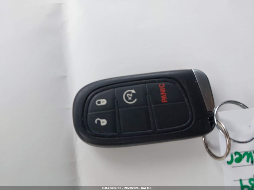 2021 Jeep Cherokee Latitude Plus 4X4 VIN: 1C4PJMLB5MD104255 Lot: 43300762