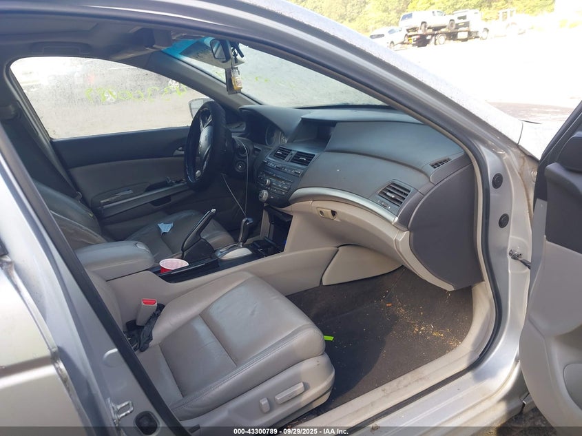 1HGCP36869A050501 2009 HONDA ACCORD photo no. 5