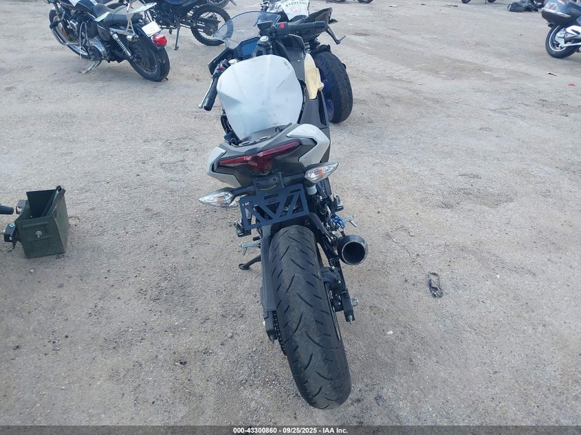 2025 Kawasaki Ex500 VIN: ML5EXGG17SDA47673 Lot: 43300860