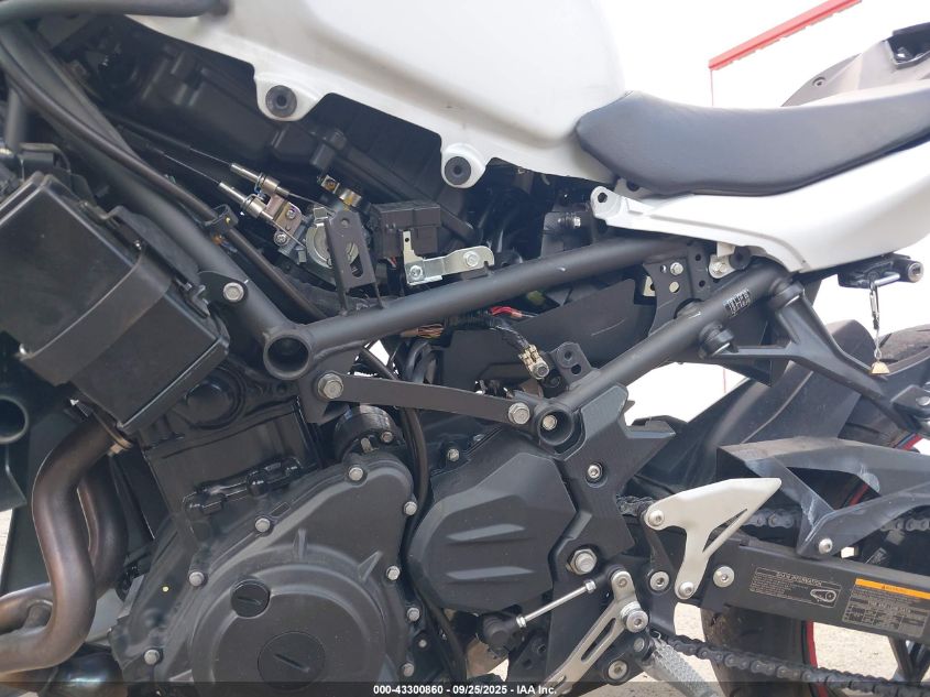 2025 Kawasaki Ex500 VIN: ML5EXGG17SDA47673 Lot: 43300860