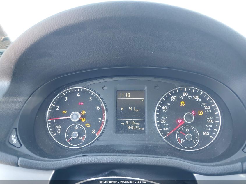 2015 Volkswagen Passat 1.8T Limited Edition VIN: 1VWAT7A30FC080935 Lot: 43300903