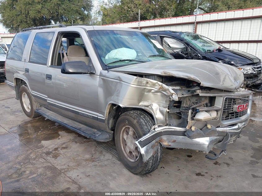 1GKEC13R4XJ808406 1999 GMC Yukon Sle auction photo 1