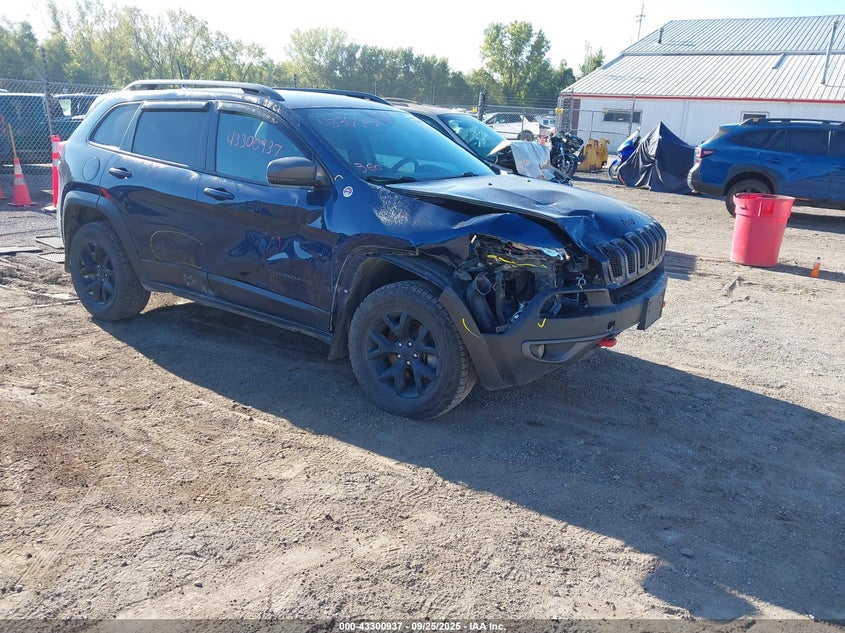 JEEP CHEROKEE TRAILHAWK 4X4