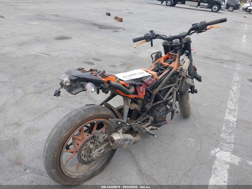 2015 KTM RC 390 MD2JGJ400FC253417